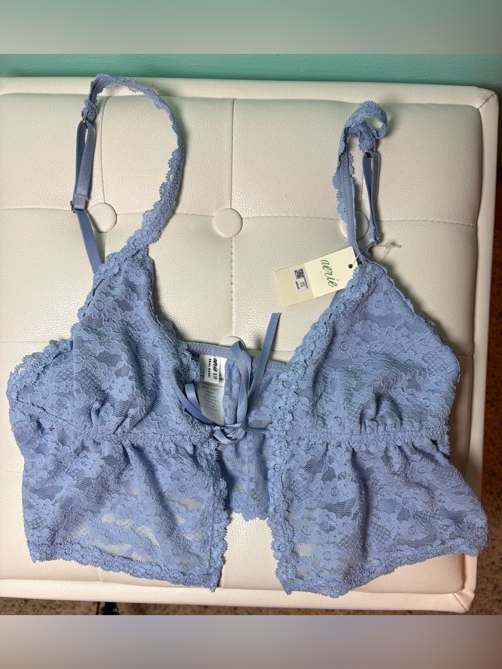 Aerie Show Off Vintage Lace Tie Front Bra Top Small NWT